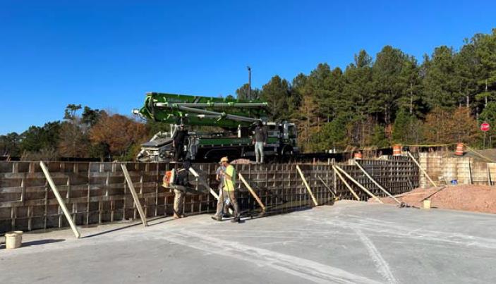 LH hangar construction